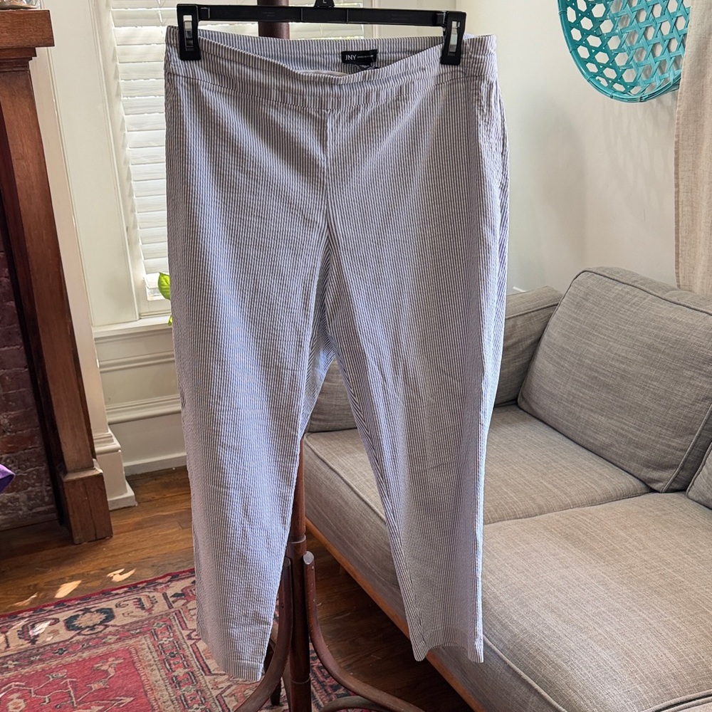 Jones New York Women's Blue and White Striped Capris